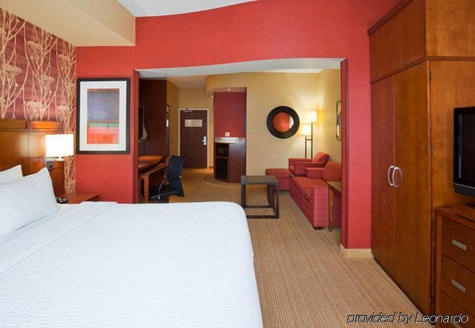 Courtyard Minneapolis Arbor Lakes 3* Maple Grove